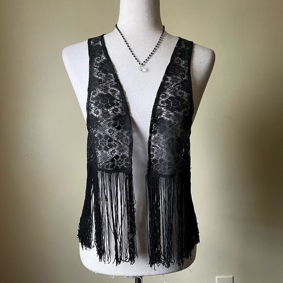 Vintage Black Lace Fringe Vest Small 70s Boho Festival Stevie Nicks Fairycore - Picture 1 of 8